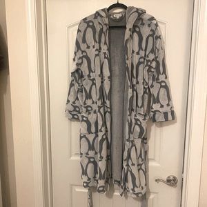 Vera Bradley Penguin Print Hooded Robe Size L/XL EUC